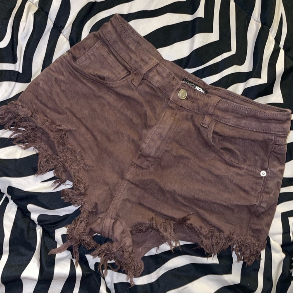 Bundle of 2! Fashionnova Jean shorts - Picture 6 of 8